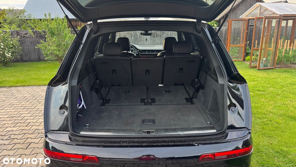 Audi Q7 3.0 TFSI Quattro Tiptr - 11