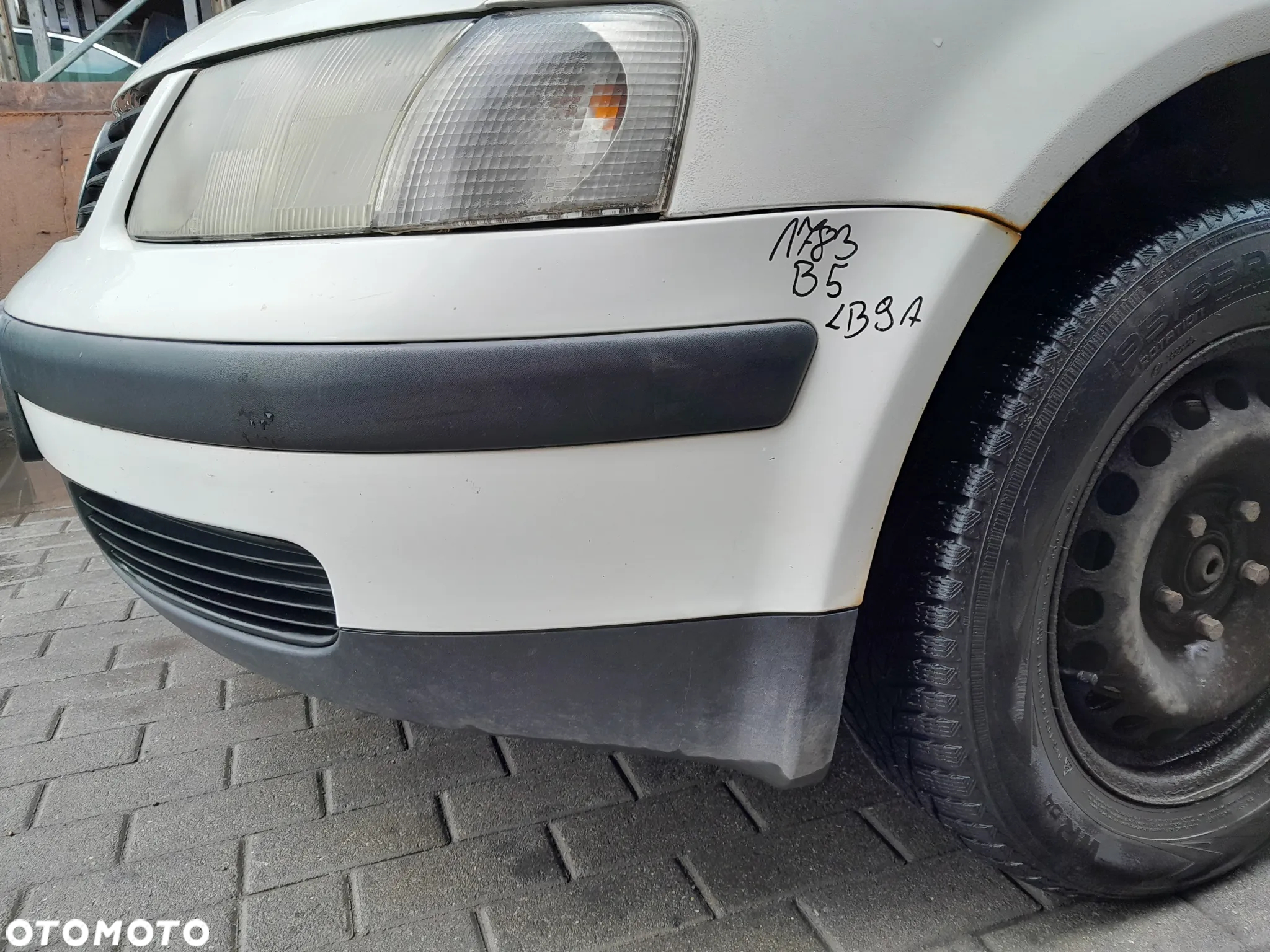 VW PASSAT B5 ZDERZAK PRZEDNI PRZÓD KOLOR: LB9A - 2