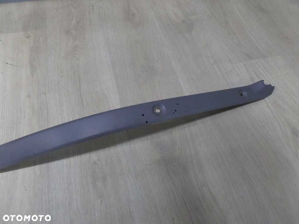 ISUZU NPR NQR NKR LISTWA OSLONA NAKLADKA PROGU PRAWA 04-07 - 3