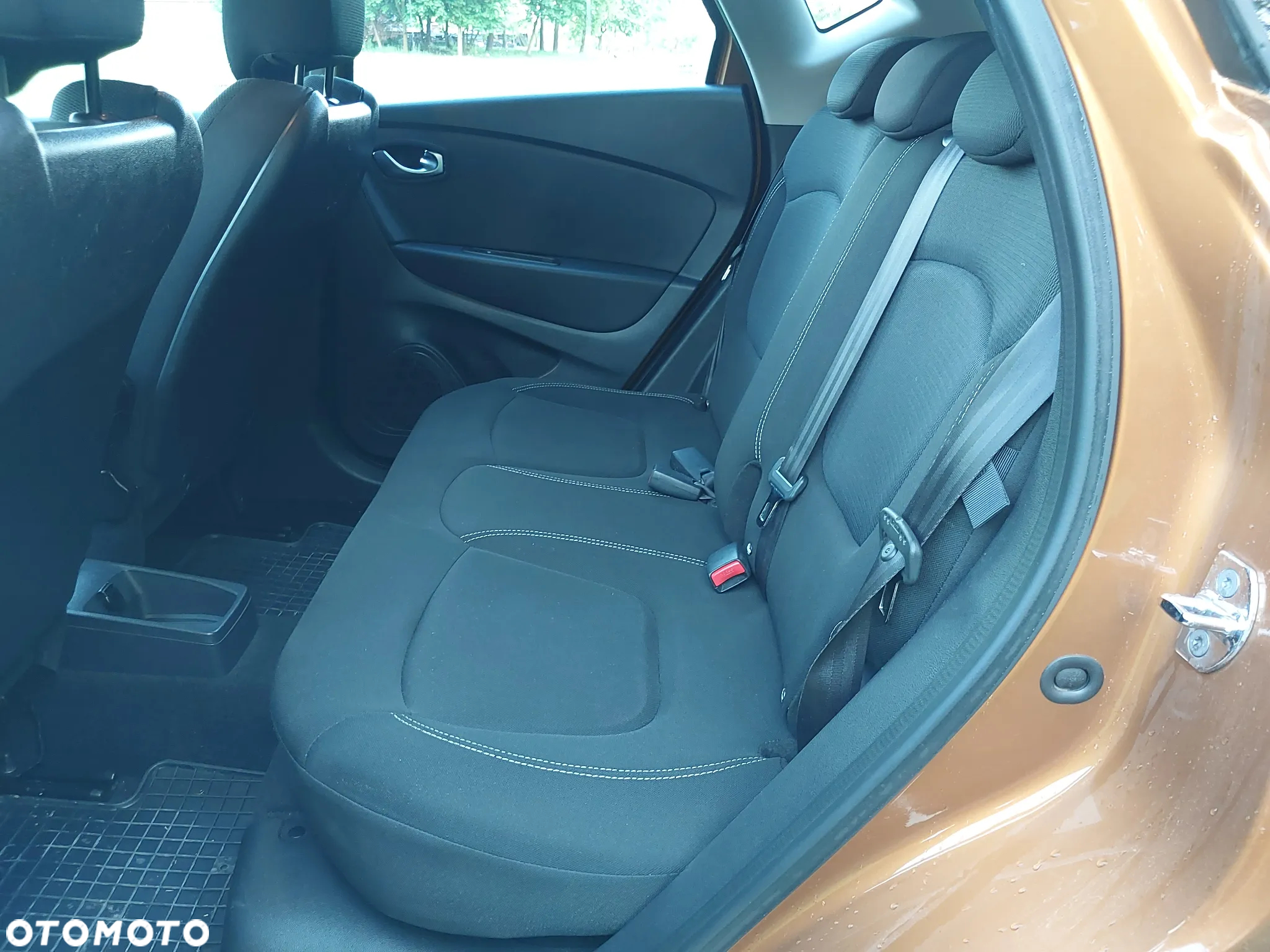 Renault Captur ENERGY TCe 120 Elysee - 20
