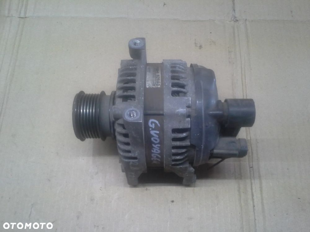 Alternator Chrysler Grand Voyager 2.8 CRD 421000-0082 Denso - 1