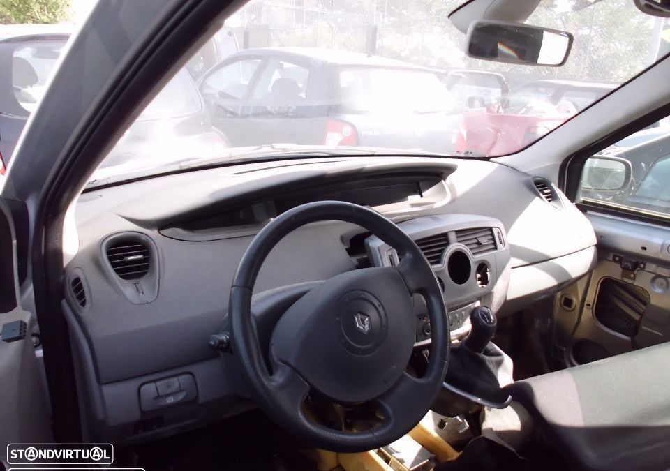 Peças Renault Scenic II (JM0/1_) 2001 a 2010 - 17