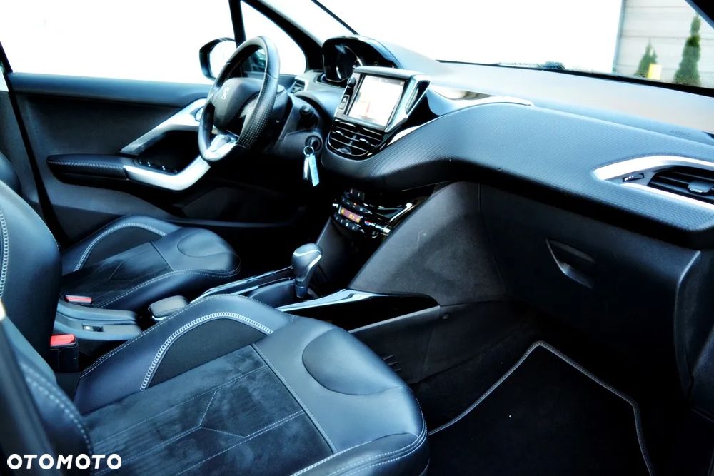 Peugeot 2008 PureTech 110 GPF Stop&Start EAT6 Crossway - 7