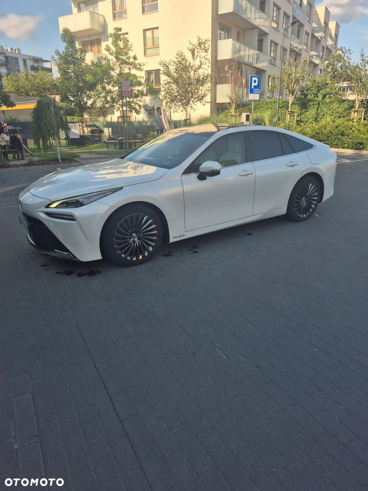 Toyota Mirai Executive - 3