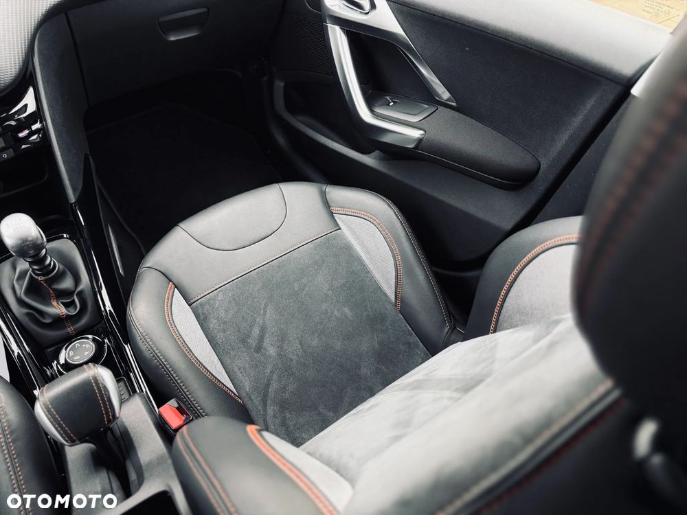 Peugeot 2008 BlueHDi FAP 120 STOP & START Crossway - 21