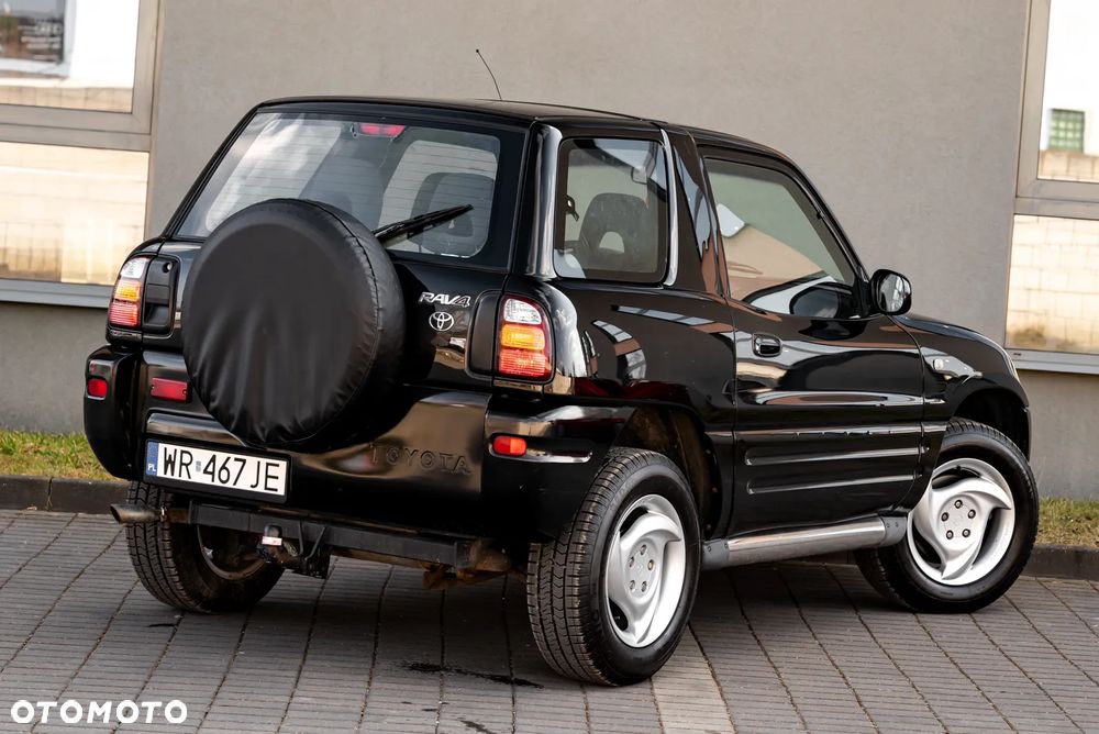 Toyota RAV4 2.0 Special - 12