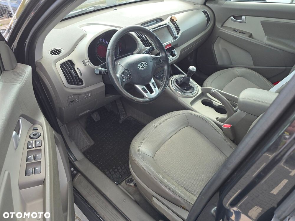 Kia Sportage - 11