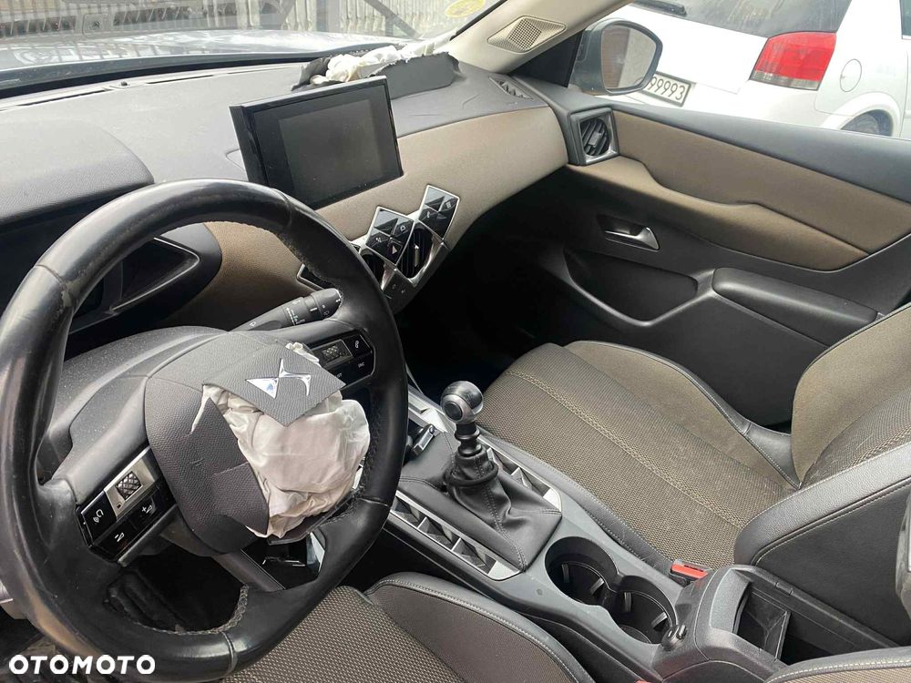 DS Automobiles DS 3 Crossback 1.5 BlueHDi Chic - 13