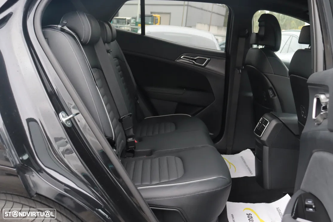 Kia Sportage 1.6 T-GDi PHEV GT Line - 17