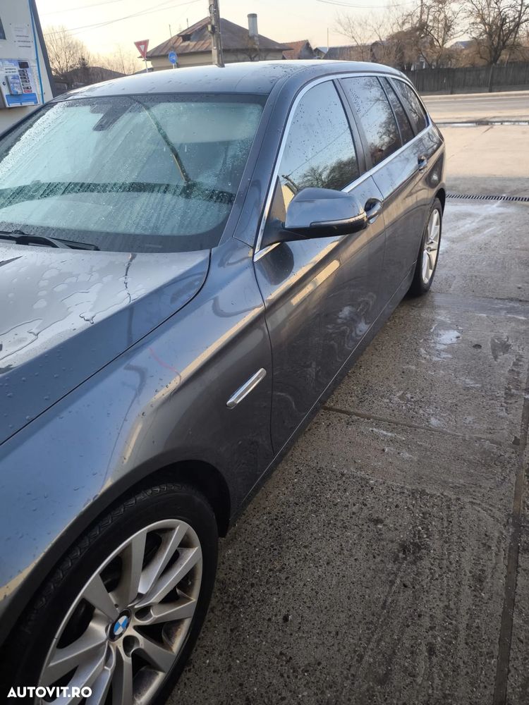 BMW Seria 5 520d AT - 31