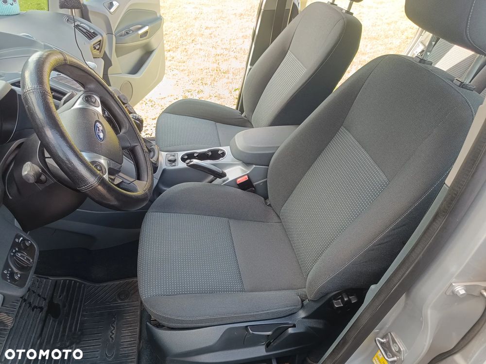 Ford C-MAX ver-1-6-tdci-start--stop--system-trend - 8