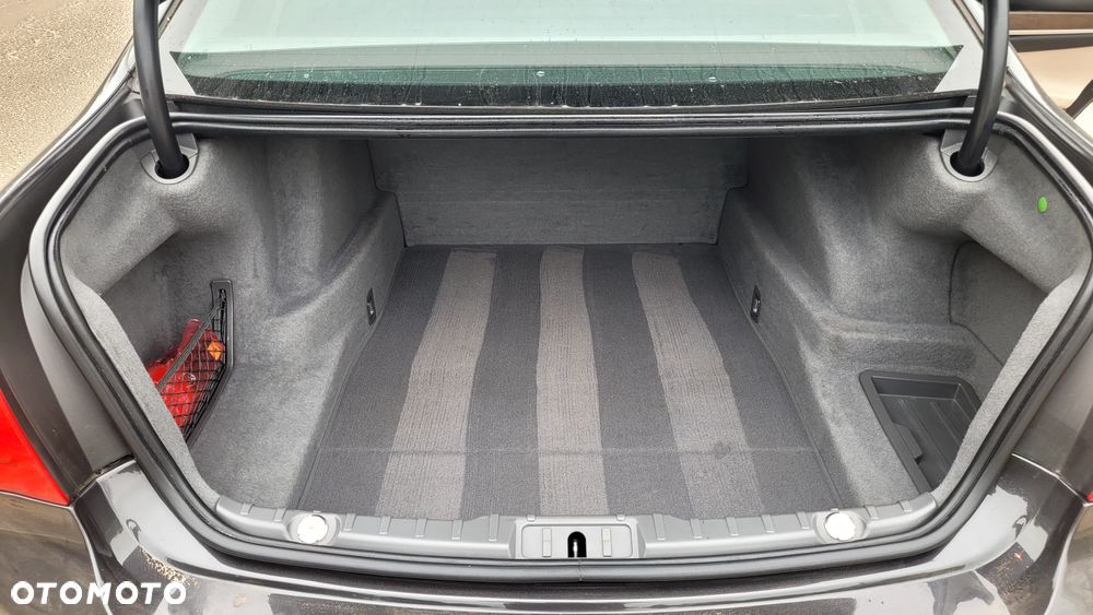 BMW Seria 7 740d xDrive - 11