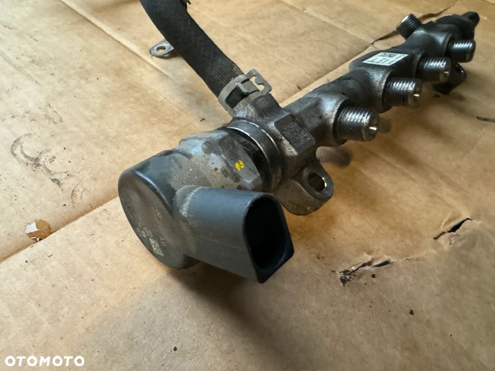 LISTWA WTRYSKOWA AUDI VW SKODA 2.0 TDI CRB 057130764AB 04L089B - 4
