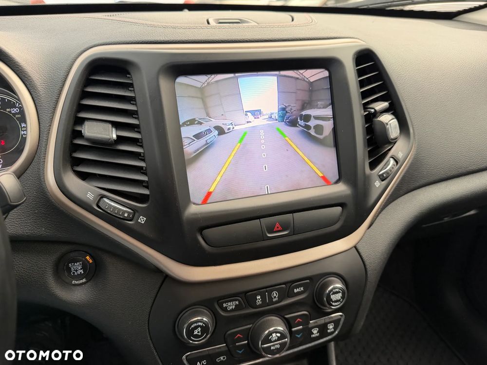 Jeep Cherokee 3.2 V6 Pentastar Active Drive I Automatik Limited - 11