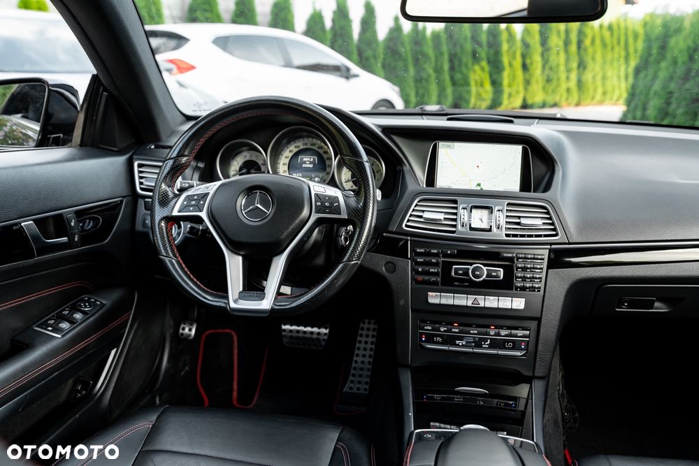 Mercedes-Benz Klasa E 250 Coupe 7G-TRONIC - 35