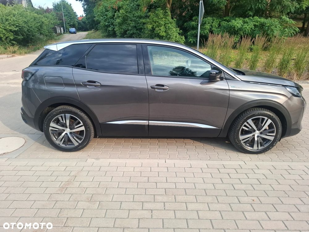 Peugeot 3008 1.6 PureTech Hybrid4 PHEV Allure Pack S&S EAT8 - 5