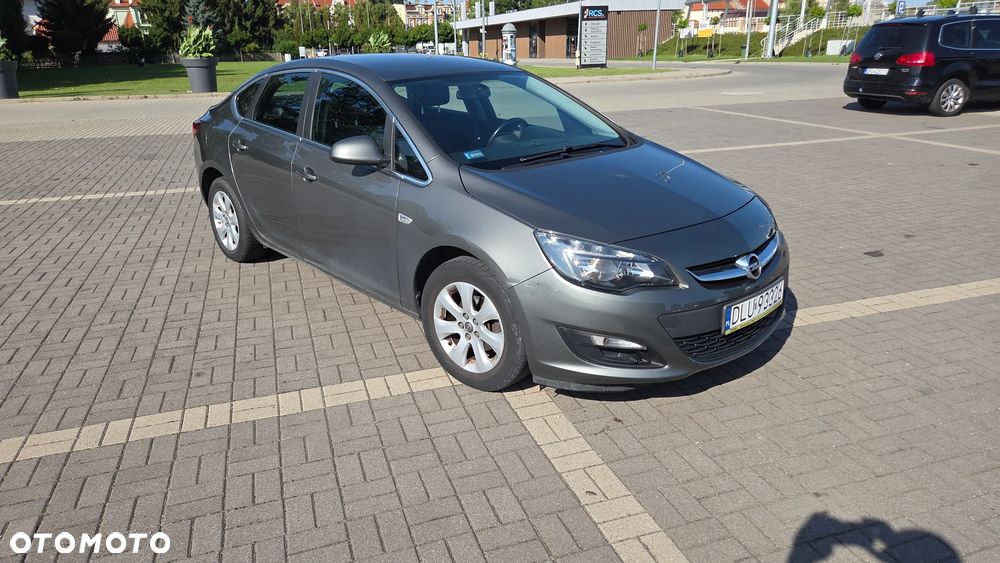 Opel Astra - 9
