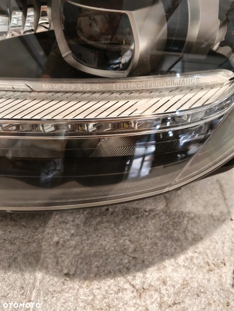 Mercedes-Benz CLS W218 PERFORMANCE LED PRZÓD STRONA LEWA A2188203359 - 2