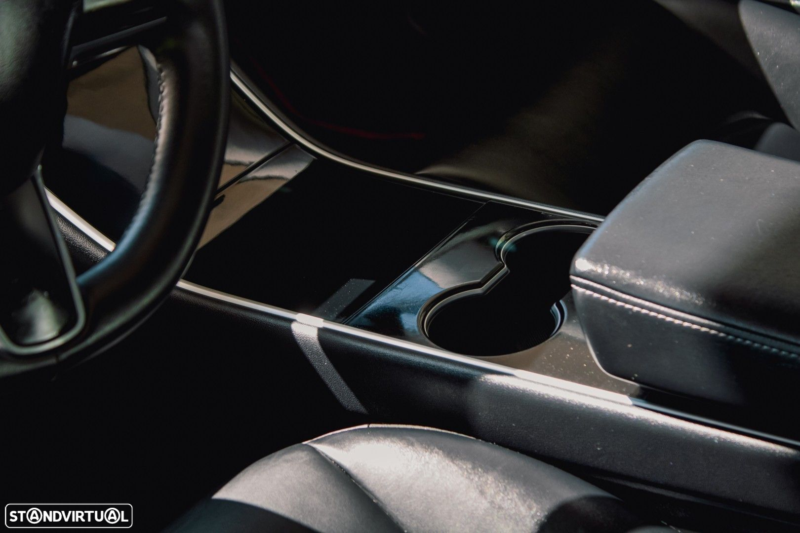 Tesla Model 3 Standard Range Plus RWD - 24