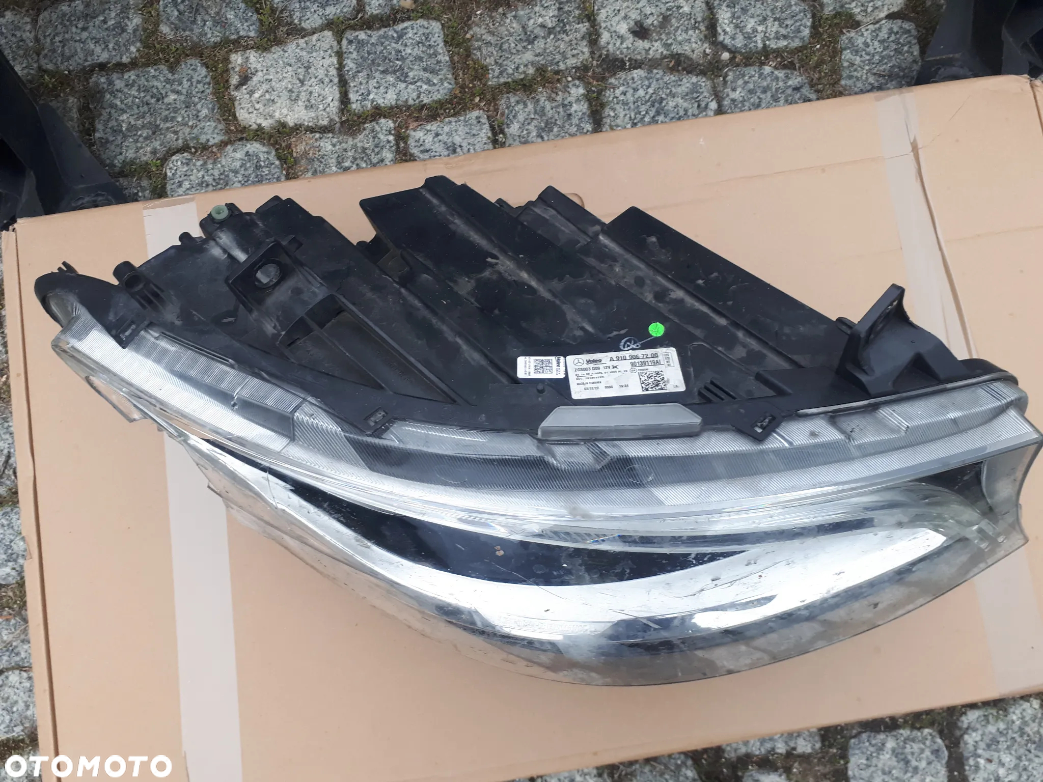 MERCEDES SPRINTER 907 910 LAMPA PRZEDNIA PRAWA FULL LED PRAWA - 2