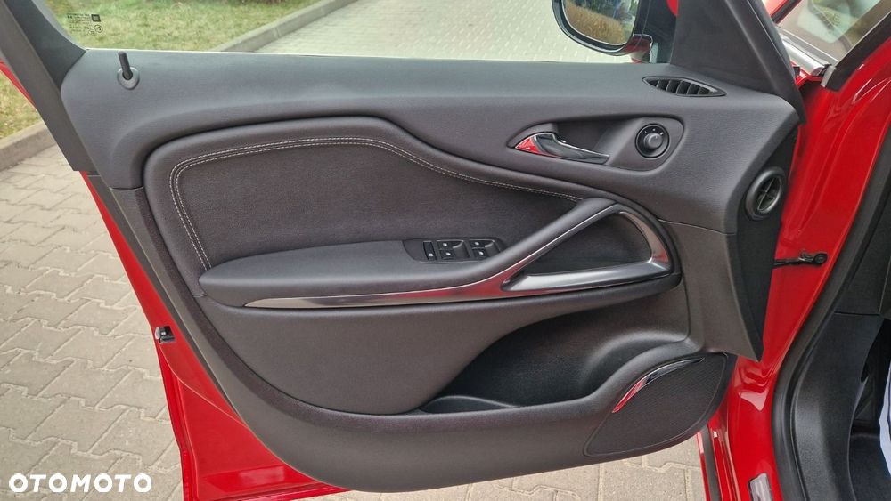 Opel Zafira - 9