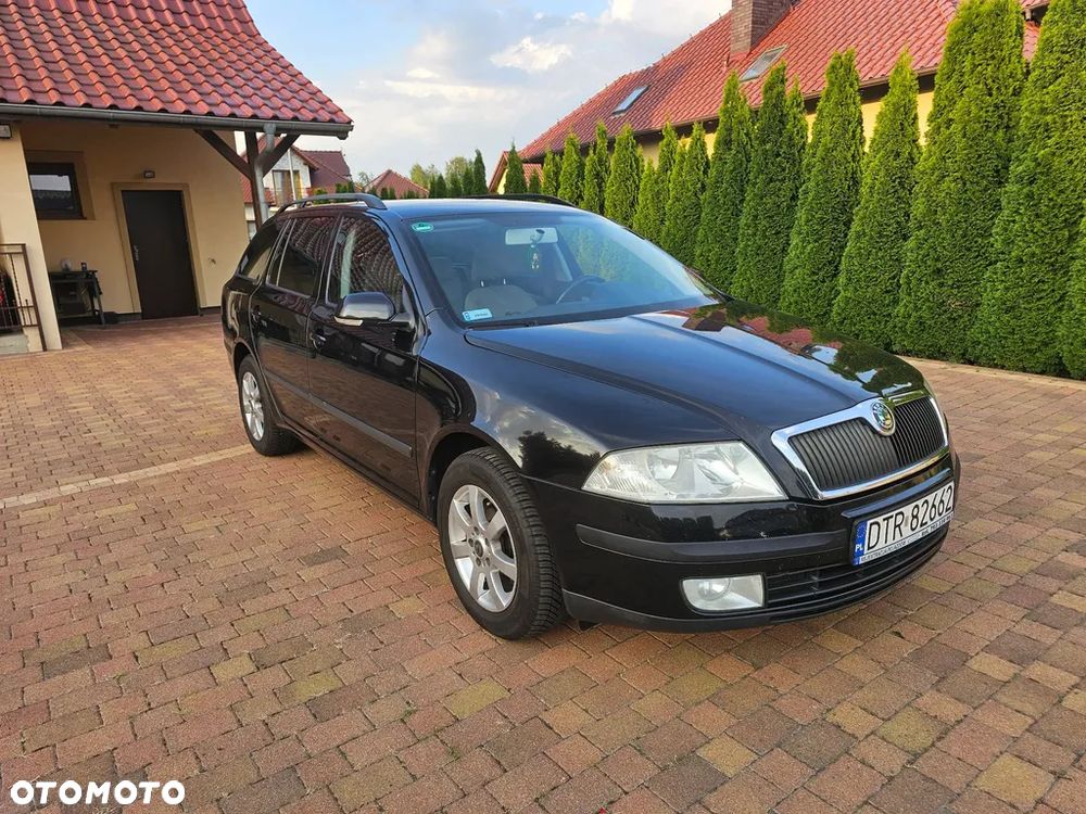 Skoda Octavia 2.0 TDI Ambiente - 2