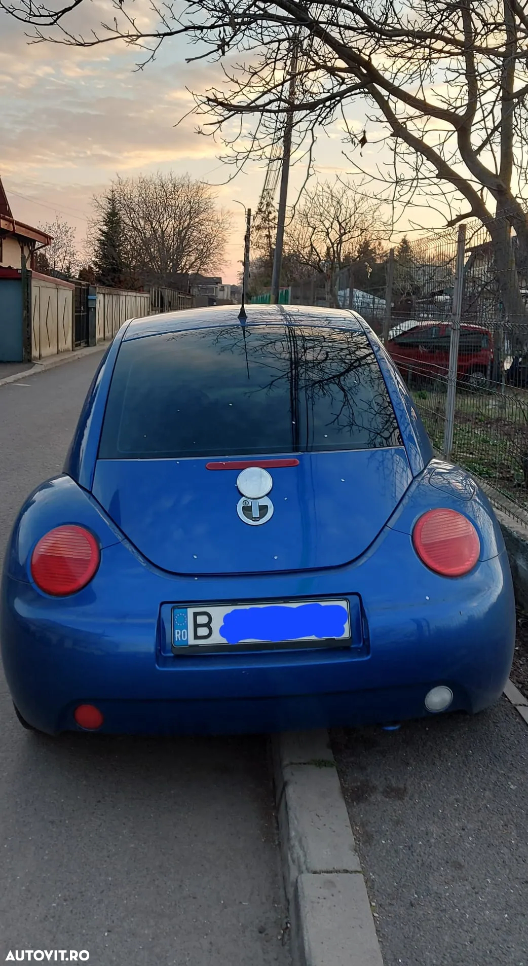 Volkswagen New Beetle - 6
