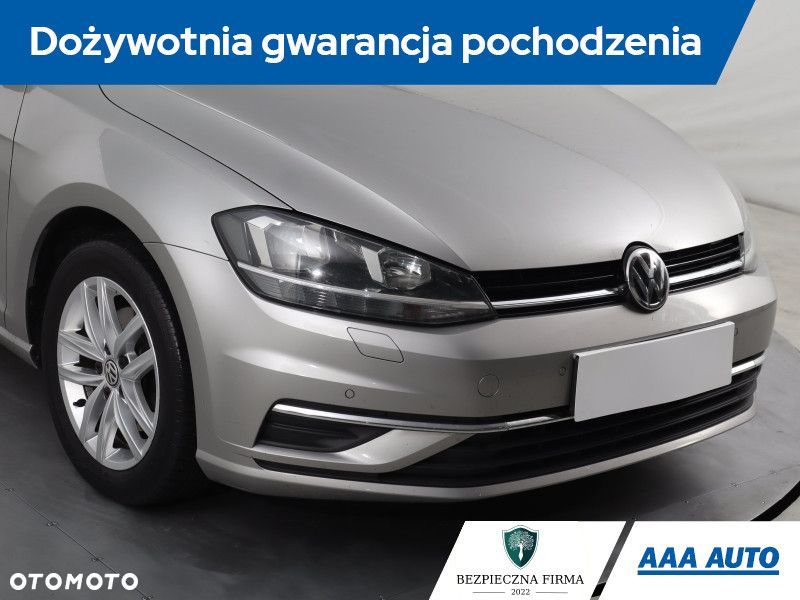 Volkswagen Golf - 20