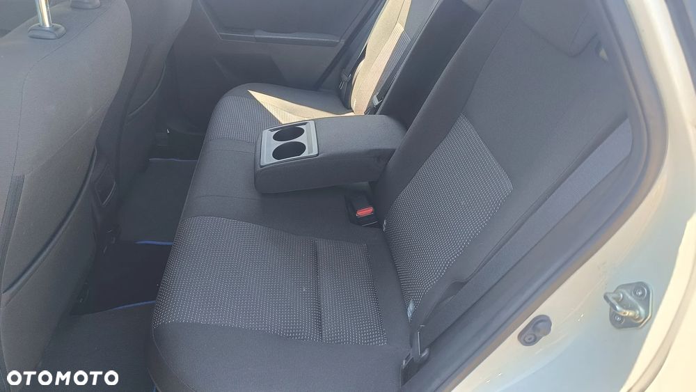 Toyota Auris 1.8 HSD Luna - 7