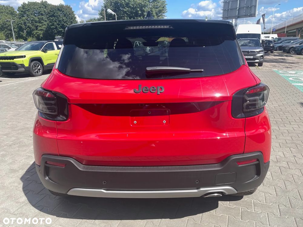 Jeep Avenger 1.2 T3 mHEV Black Edition FWD eDCT6 - 13