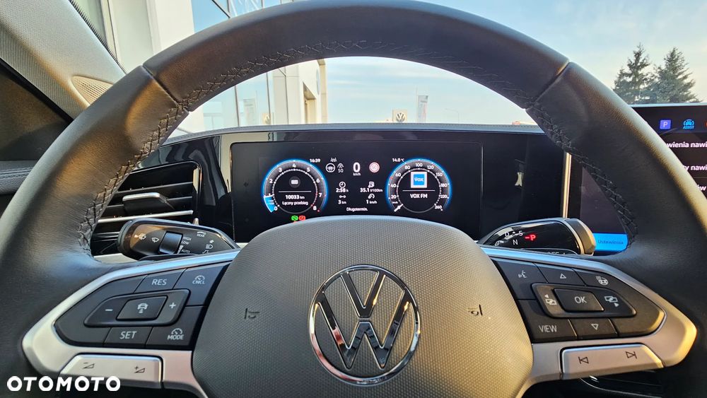 Volkswagen Passat - 27