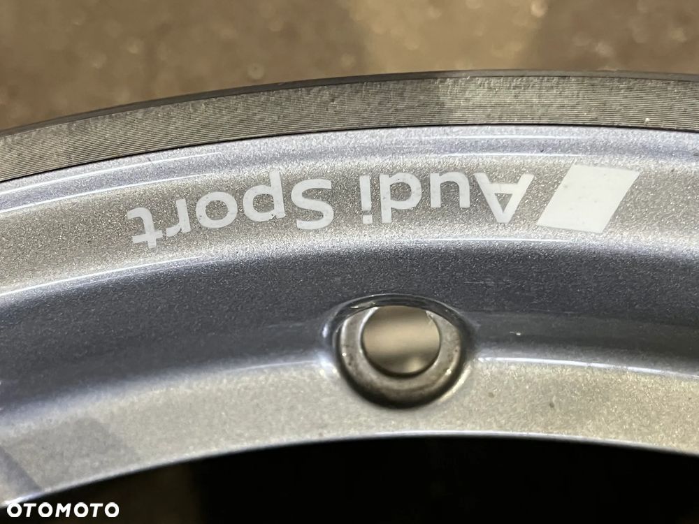 Felga Audi 8W 8,5J x 19 ET 32 8W0601025DC 1szt. - 2
