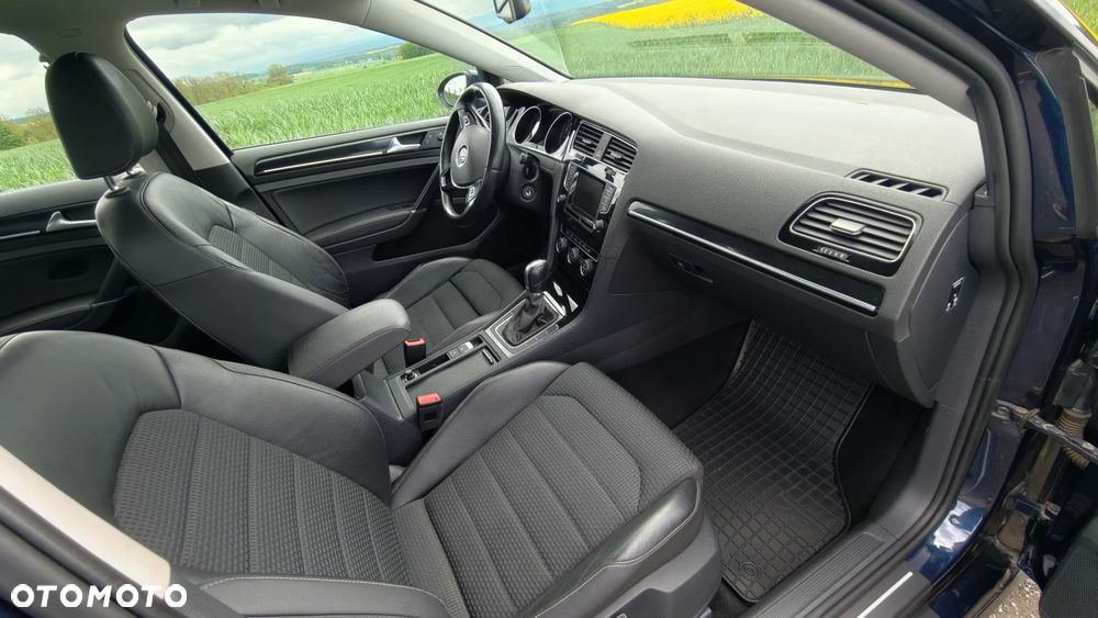 Volkswagen Golf 1.6 TDI Highline DSG - 14