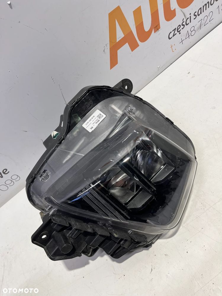 LAMPA PRZÓD PRAWA HYUNDAI TUCSON IV 2021R 92102-N7100 - 1