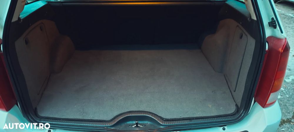 Ford Focus Wagon 1.8TD - 13