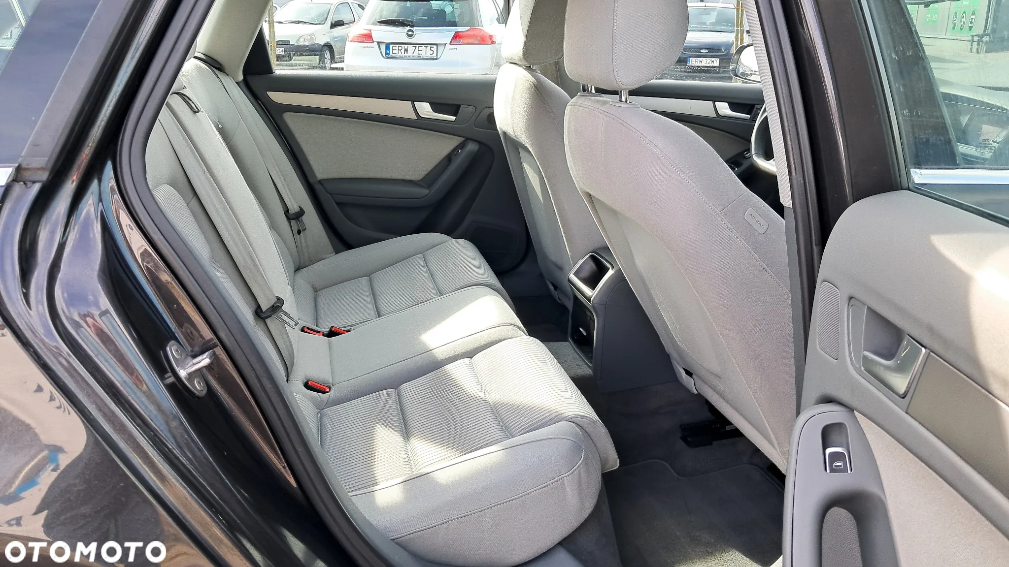Audi A4 Avant 2.0 TDI e DPF Ambiente - 12