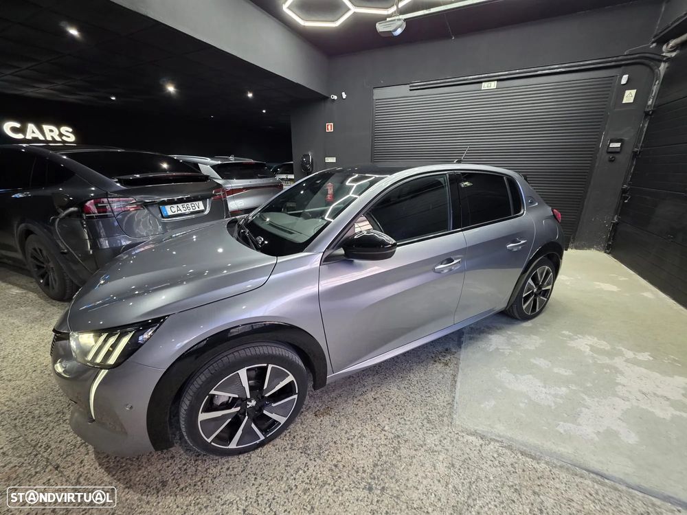 Peugeot e-208 50 kWh GT Line - 19