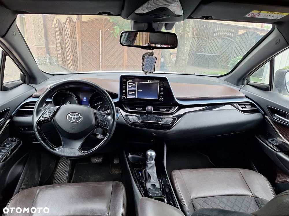 Toyota C-HR - 8