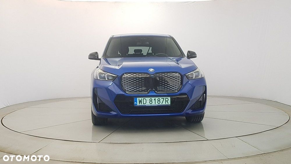 BMW iX1 - 2