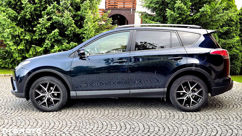 Toyota RAV4 2.0 D-4D Premium 4x2 - 9