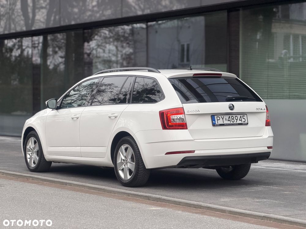Skoda Octavia 1.6 TDI Ambition - 4