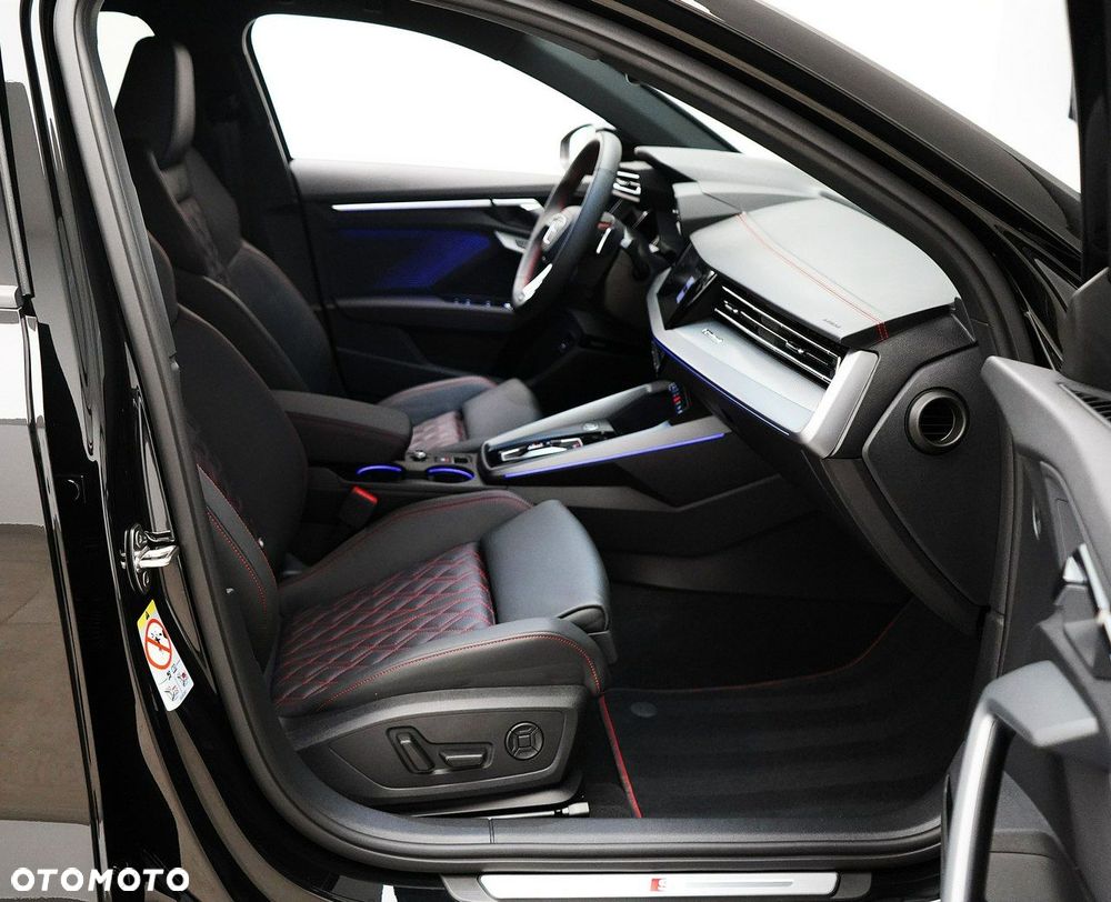 Audi A3 Sportback - 11