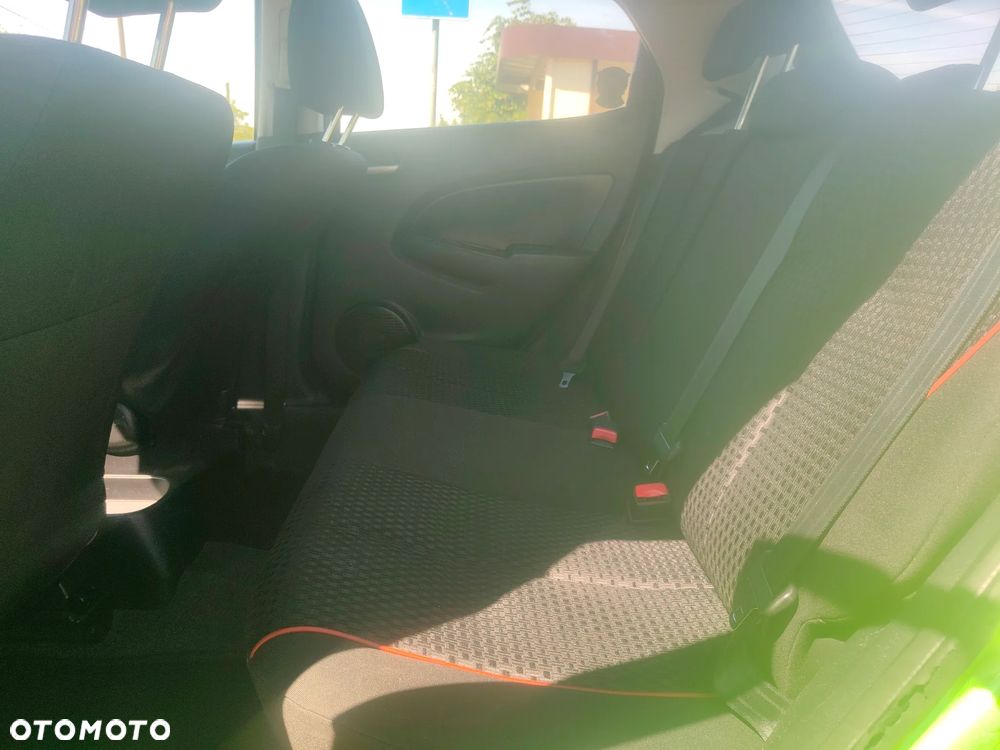 Mazda 2 1.3 Dynamic - 6