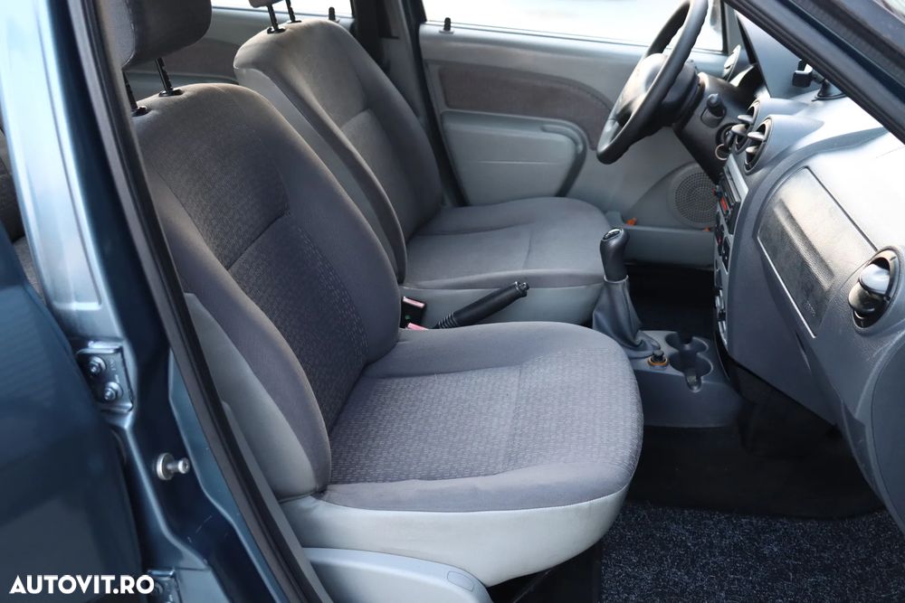 Dacia Logan 1.6 MPI Laureate - 16