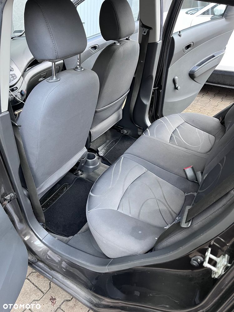 Chevrolet Spark 1.0 Base+ - 20