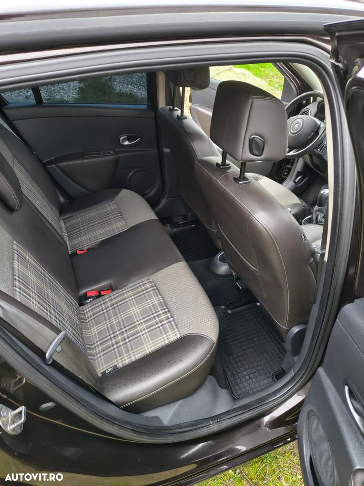 Renault Clio 1.5 dCi 90 FAP Luxe - 14