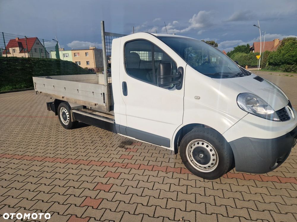 Renault Trafic - 1
