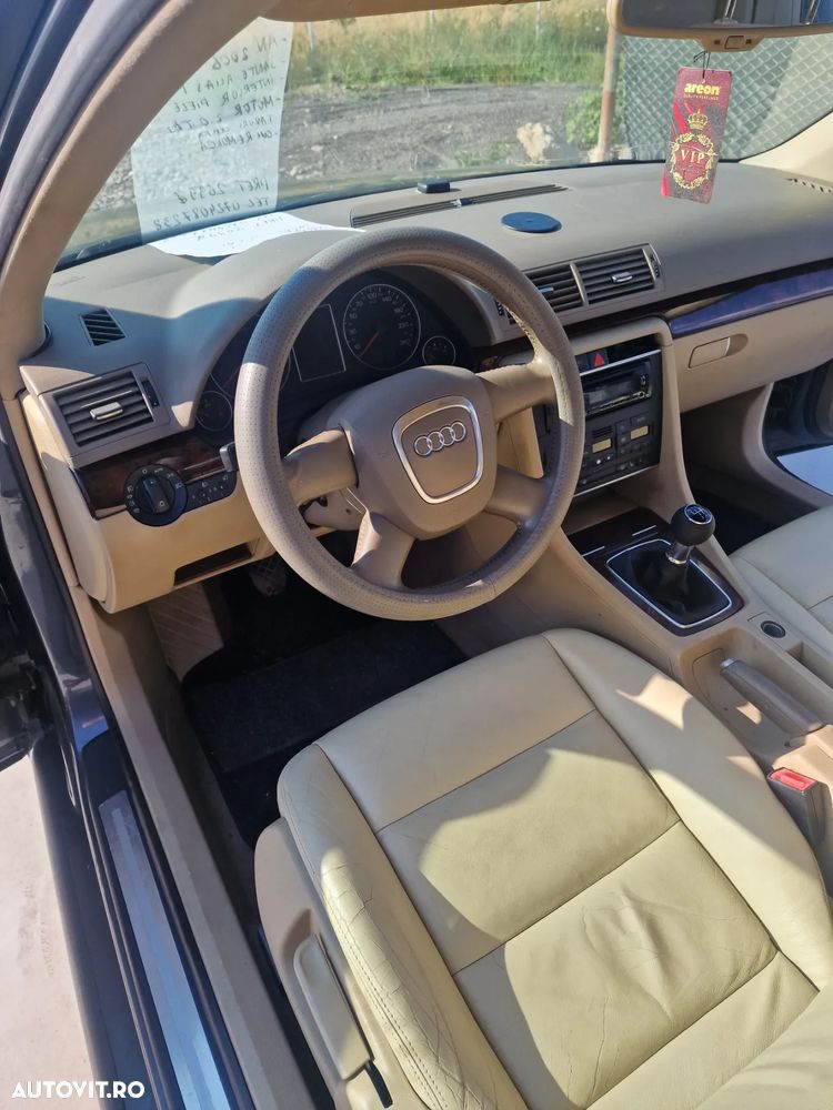 Audi A4 2.0 TDI Avant - 6