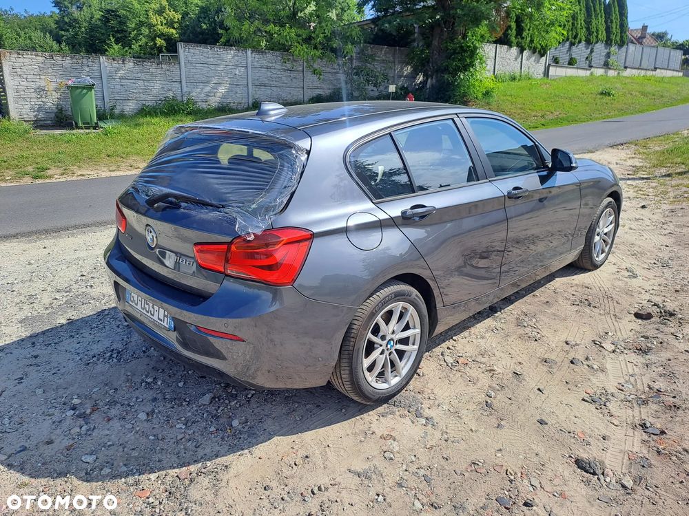 BMW Seria 1 118d xDrive Sport Line - 3