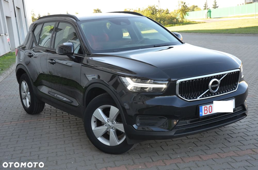 Volvo XC 40 T3 Momentum - 4